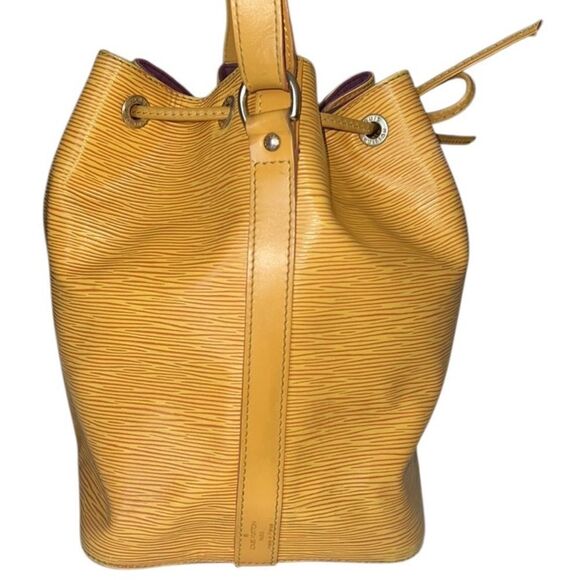 Louis Vuitton Epi Noe GM Yellow Drawstring Closure Bucket Bag AR1924 - Picture 5 of 16